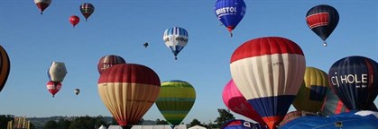 balloon banner